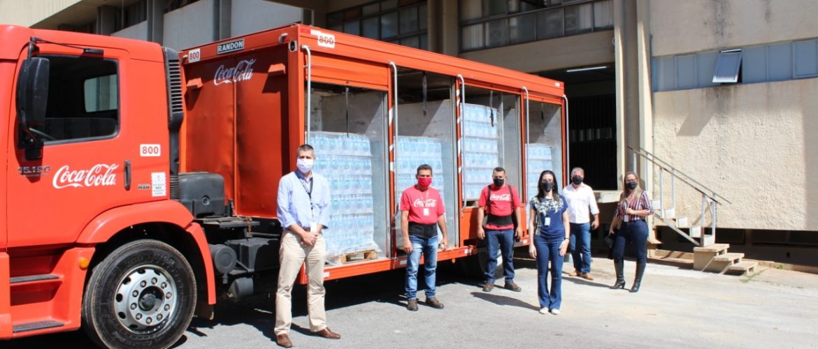 Brasal Refrigerantes doa 24 mil litros de água para profissionais de saúde  de Brasília - DFÁguasClaras