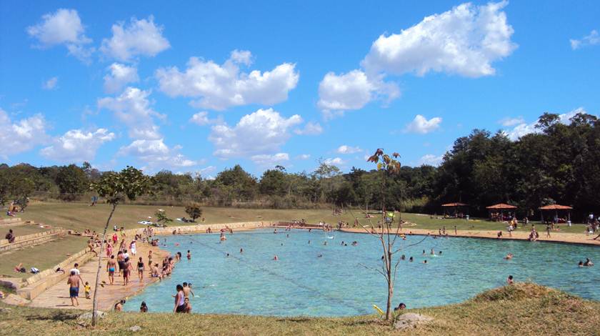 Piscinas - Parque Água Mineral, Brasília faz 50 anos