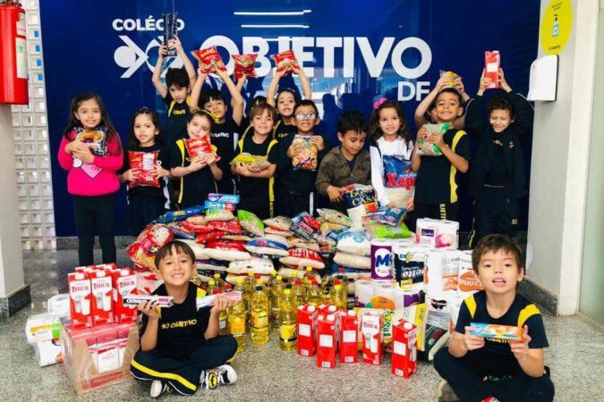 Gincana solidária do colégio Objetivo arrecadou 50 mil kg de alimentos