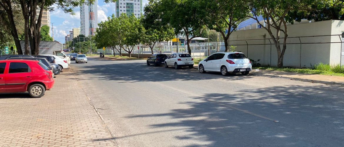 Novos quebra-molas na Avenida Parque Águas Claras