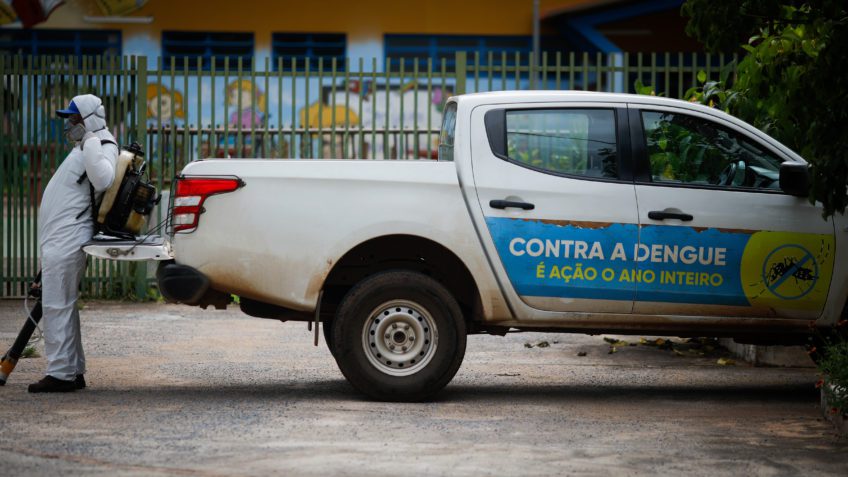 Fumacê contra a dengue finalmente em Águas Claras